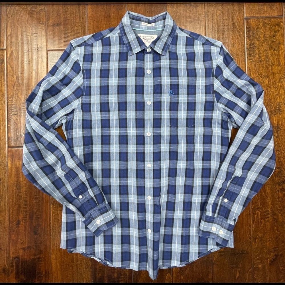 Mens long sleeve navy blue plaid slim fit long sleeve shirt by Penguin size Med